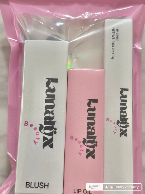 Blush, Lip oil and Lip liner Bundle